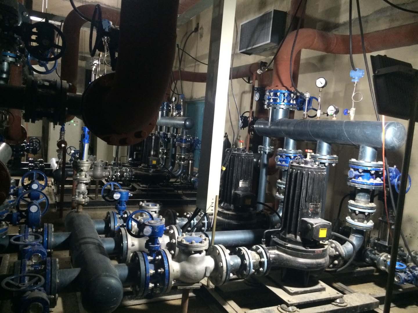 撫順銀(yín)行泵站使用現(xian)場